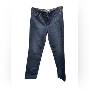 Ella Moss Straight Leg Jeans - Size 10
Excellent Condition